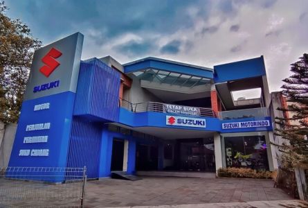 Suzuki Indonesia Resmi Buka Lima Diler Sepeda Motor Baru Di Berbagai Wilayah Di Indonesia.