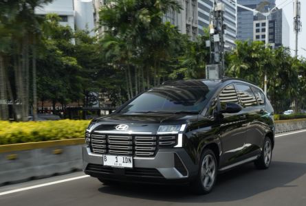 Hyundai Cartenz, Rp.245 Jutaan Tawarkan Performa dan Teknologi Untuk Mobilitas Keluarga di Surabaya 