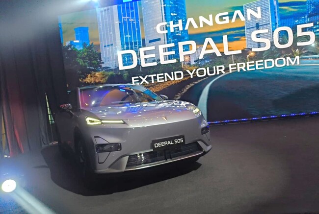 Deepal SO5 Resmi Mengaspal di Indonesia 01