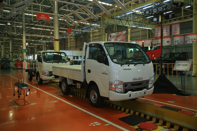 Foto Isuzu 05