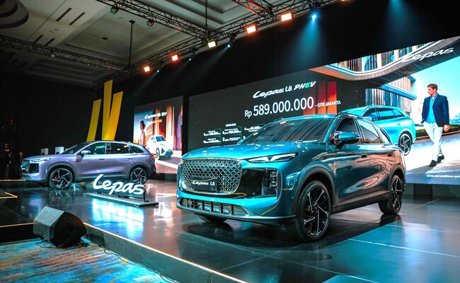 Line up LEPAS L8 PHEV Resmi di Jual di Indonesia 01