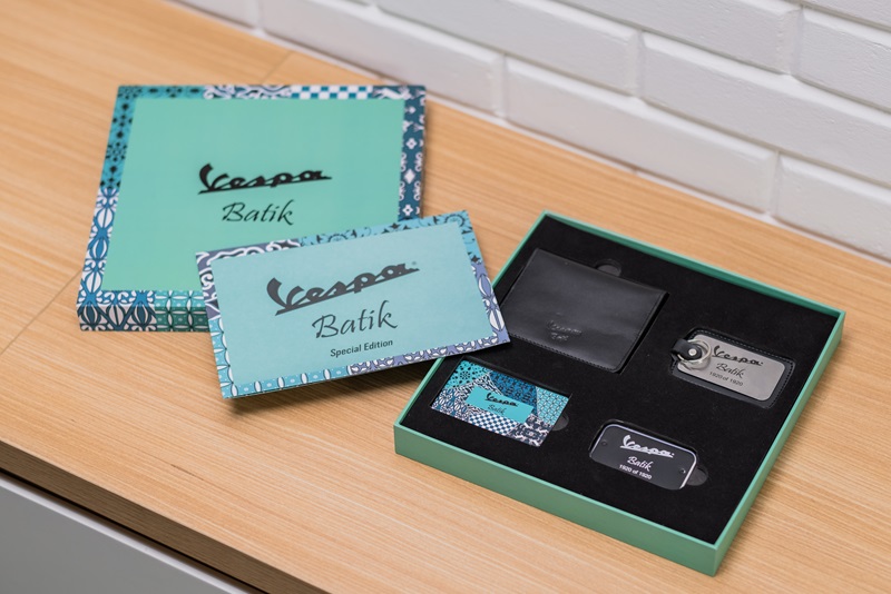 VESPA BATIK CLOSE BATCH Disertakan badge ekslusif kartu informasi dan merchandize menarik