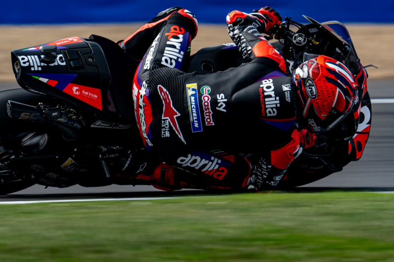 4 Aprilia Racing di Aragon 1