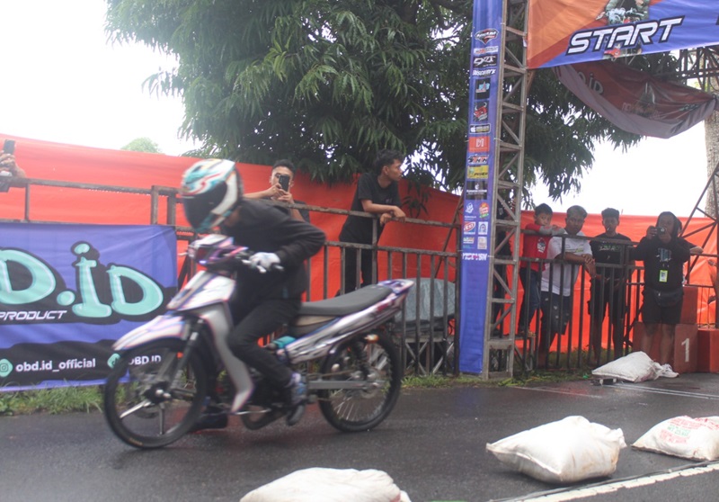 2024 12 drag blitar