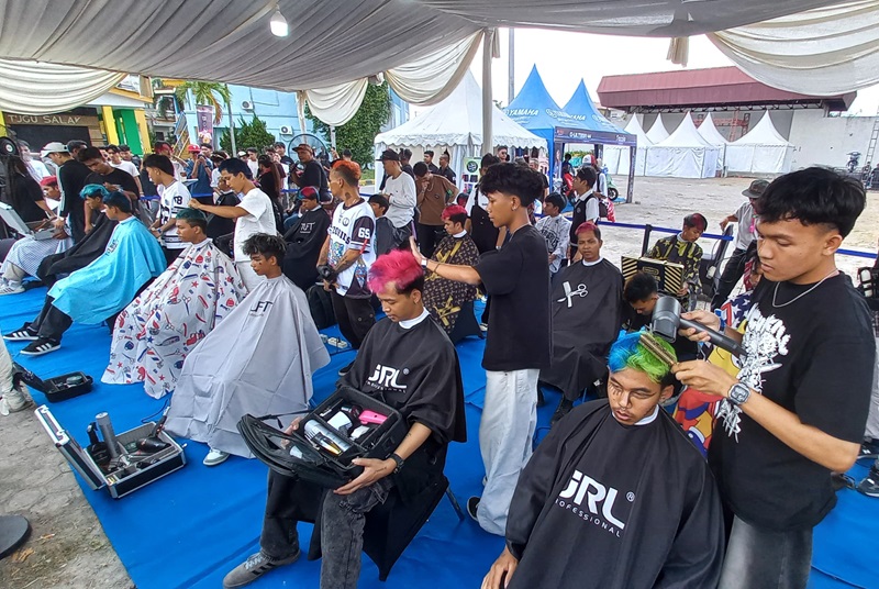 BARBER BATTLE Menghadirkan para hair stylish dengan workshop dan battle