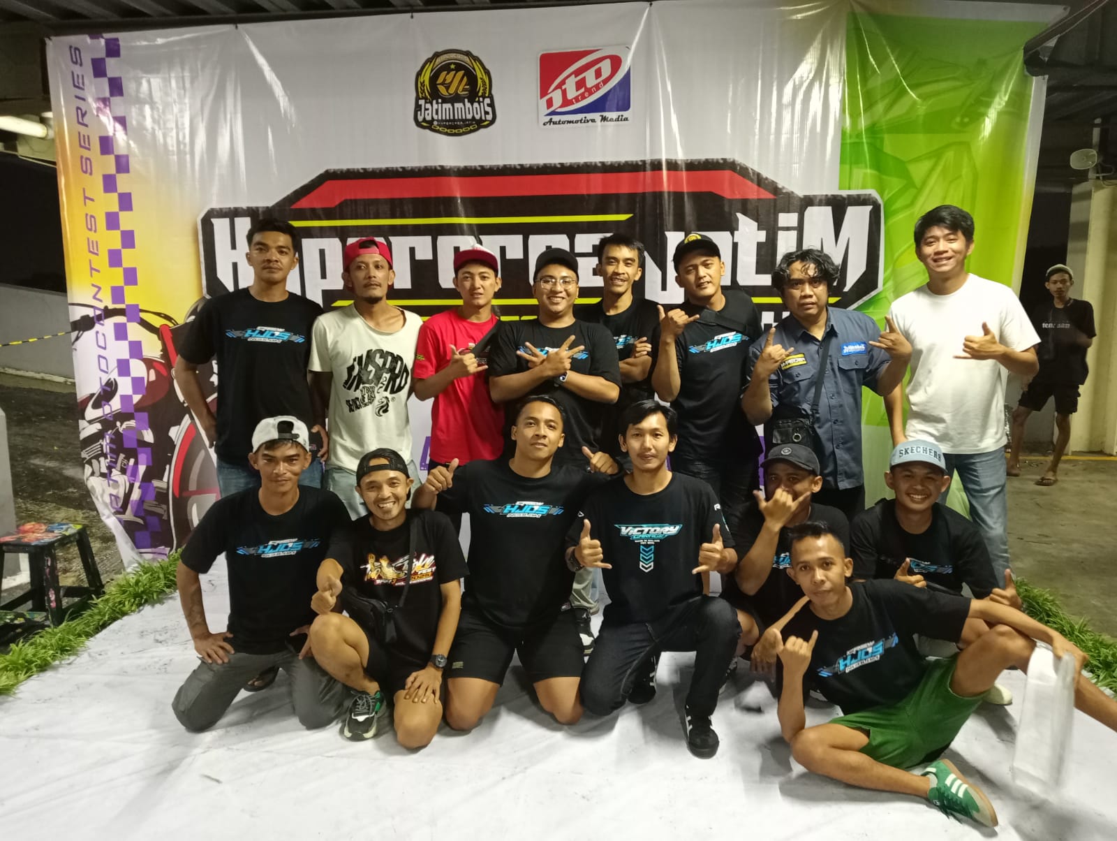 SQUAD PENYELENGGARA HYPERCREA JATIM OTOCONTEST Berasal dari kalangan bengkel bikers dan penggemar modifikasijpeg