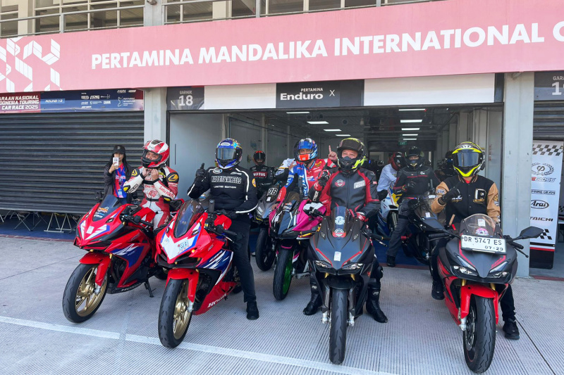 Honda Track Day Mandalika Komunitas CBR Gathering Sambil Rasakan Kemegahan Sirkuit Balap 1 1