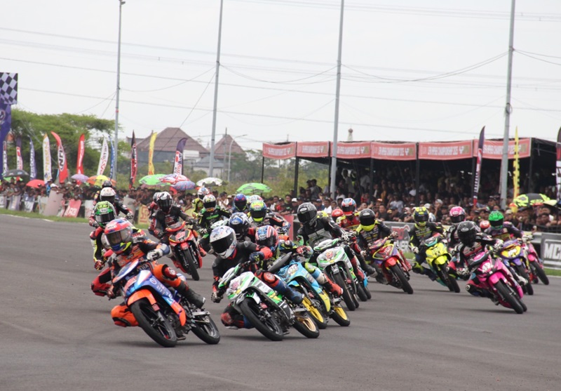 Bebek 4 tak 130 CC. Peran engine dan racer turut menentukan