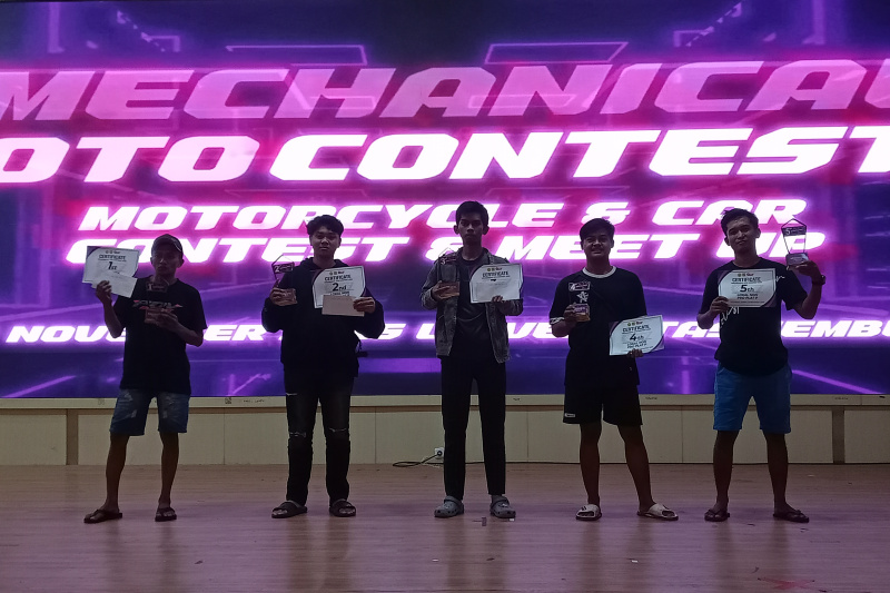 2025 11 moc lokal non pro