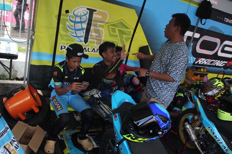 Team Anti Virus Saka Toger Racing Team. Andalkan 3 racer