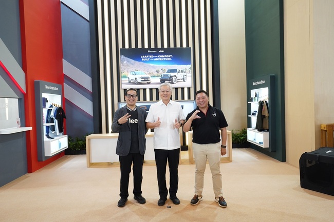 Booth Citroen pada ajang GJAW 2025 yang berlokasi di ICE BSD Hall 3A 03