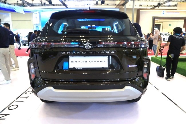 Peluncuran Grand Vitara Minor Change di Booth Suzuki GJAW 2025 05
