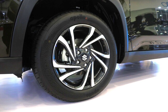 Peluncuran Grand Vitara Minor Change di Booth Suzuki GJAW 2025 06