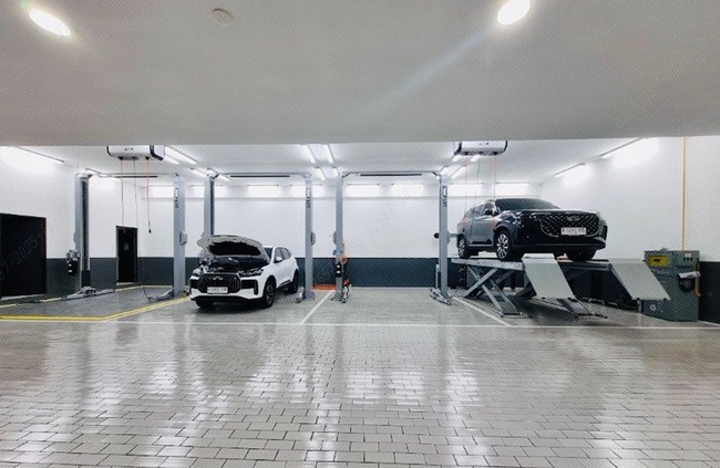 Chery Family Care Salurkan Bantuan Banjir Sumatera Gratis Towing Diskon Suku Cadang 50 Melalui Program Chery Flood Care 3