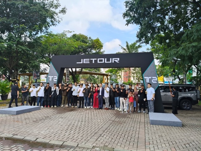 Foto Handover Ceremony Jetour T2 02