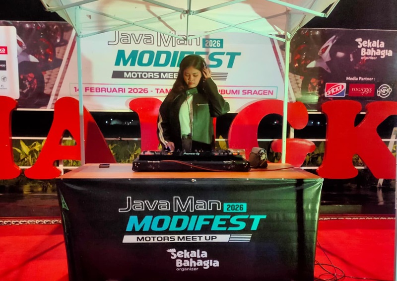 Live Perform FDJ by DJ Ernisa