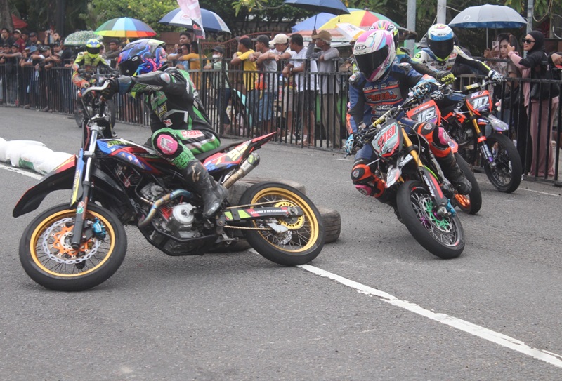 Kelas Supermoto jadi primadona