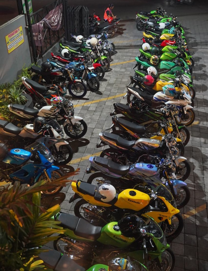 all2stroke sidoarjo 4