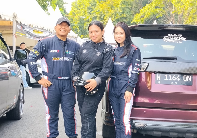 Bella dari Team Paddock Malang