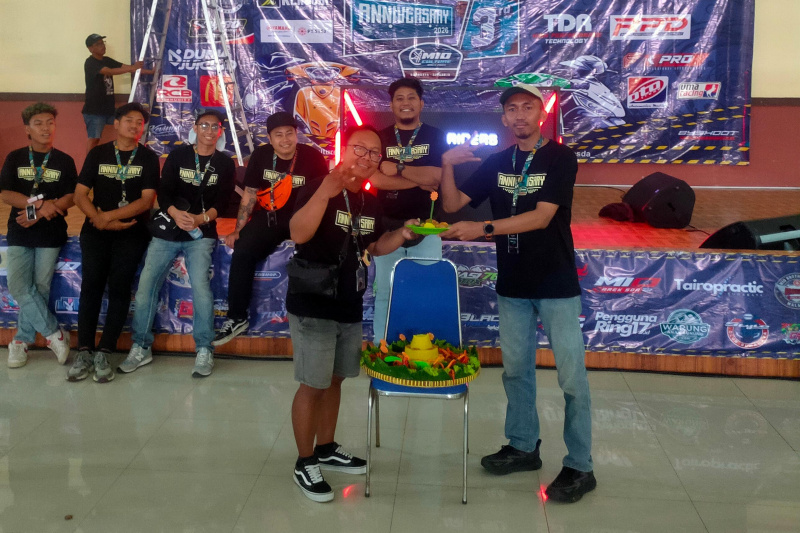 Sesi Sakral Potong Tumpeng Mengawali Agenda Event