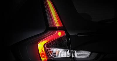 Suzuki New XL7 Hybrid Alpha Kuro Siap Meluncur 19 September 2025, Harga Mulai Rp312 Jutaan
