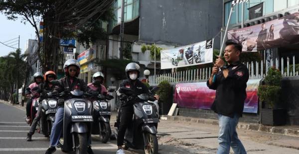 Motoran Asik Nikmati Libur Akhir Pekan Ala Komunitas Honda Genio Riders Indonesia 