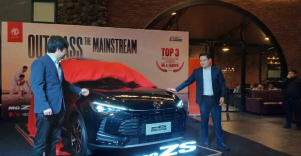 MG ZS Hybrid+ Meluncur di Kota Pahlawan Surabaya 