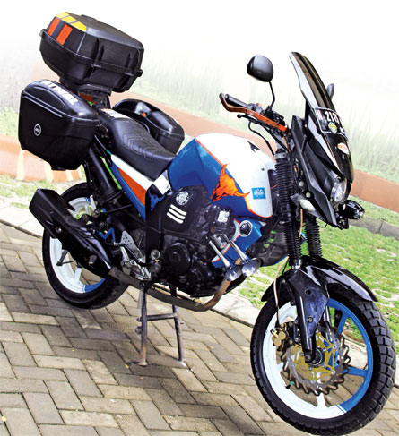 Yamaha Byson 12 Malang Warning Patwal RBT Lewat Ker Yamaha Byson 12 Malang Warning Patwal RBT Lewat Ker