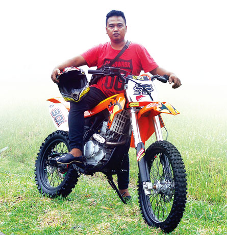 YAMAHA SCORPIO Z ’07 - JAKARTA : KAKI BERKELAS MILIK KTM