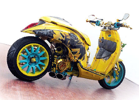 HONDA SCOOPY '10 - MAJENANG :  TRANSFORMASI LOW RIDER