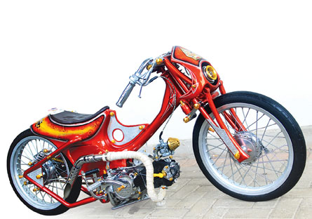 HONDA GRAND '96 - PATI : Street Art of Choppy Cub