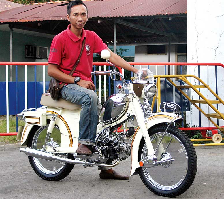 Honda Grand '94 Sragen : Penganut Roh DKW Zundapp 63 Honda Grand '94 Sragen : Penganut Roh DKW Zundapp 63