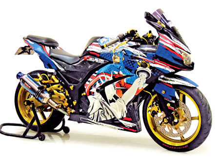 KAWASAKI NINJA 250 ’13 – MANADO : NINJA DIJAJAH KAPTEN AMERIKA