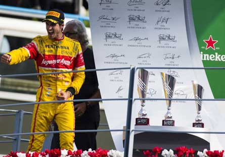 Antonio Giovinazzi direkrut Ferrari sebagai driver ketiga dan dipersiapkan di masa depan