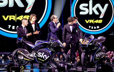 TIM SKY VR46. Perkenalkan warna  baru stripping motor untuk kompetisi 2017