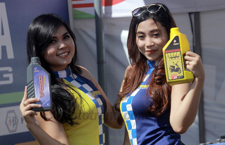 OLI MESIN PIKOLI OIL. Tersedia untuk berbagai motor anda