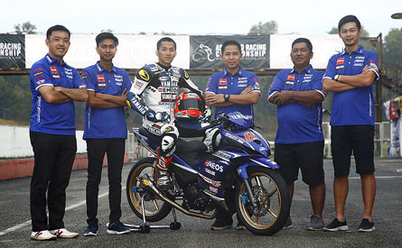 TIM YAMAHA RACING INDONESIA (YRI). Kelas Underbone 150 cc (UB150) sukses podium juara ARRC 2017 Thailand &  runner-up saat ARRC 2017 Johor TIM YAMAHA RACING INDONESIA (YRI). Kelas Underbone 150 cc (UB150) sukses podium juara ARRC 2017 Thailand &  runner-up saat ARRC 2017 Johor
