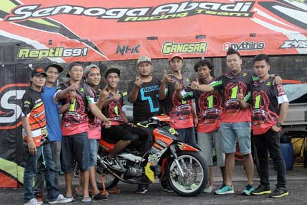 Semoga Abadi BYG NHK FDR FSCM Zyrof  47 Manahadap sukses meraih juara umum pemula A Yamaha Cup Race 2016