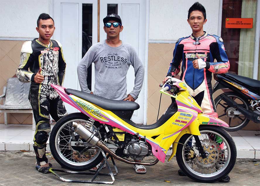 Yamaha Jupiter Z Pamekasan : Bearing AS KRUK KOnsumsi OLI 10W-30